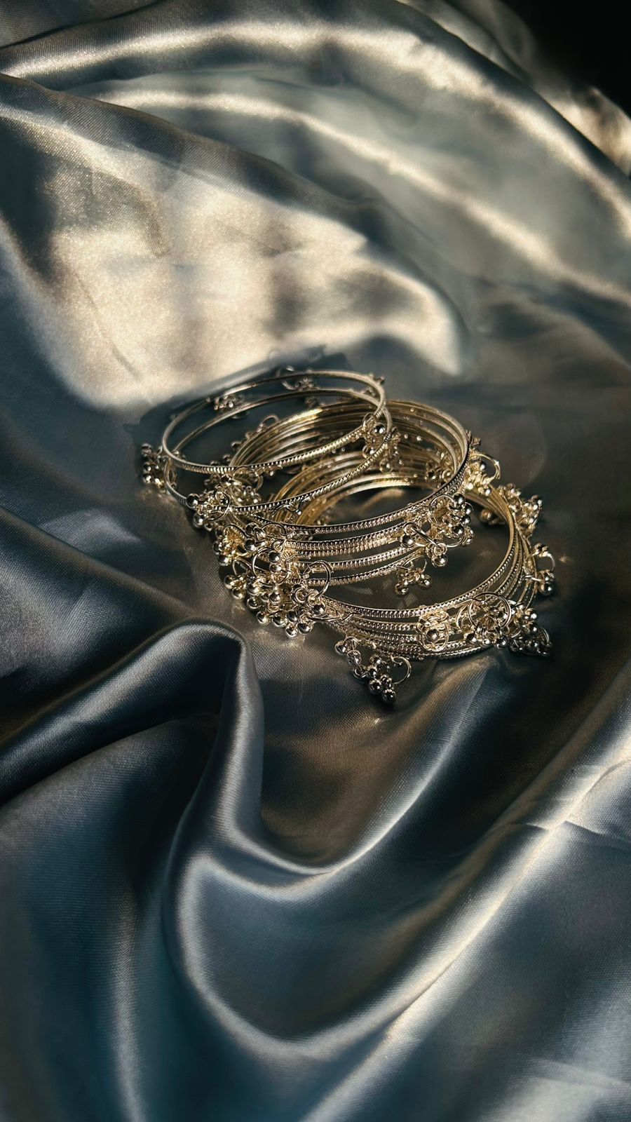 Silver/golden Kashmiri Ghungroo Bangles Set of 8