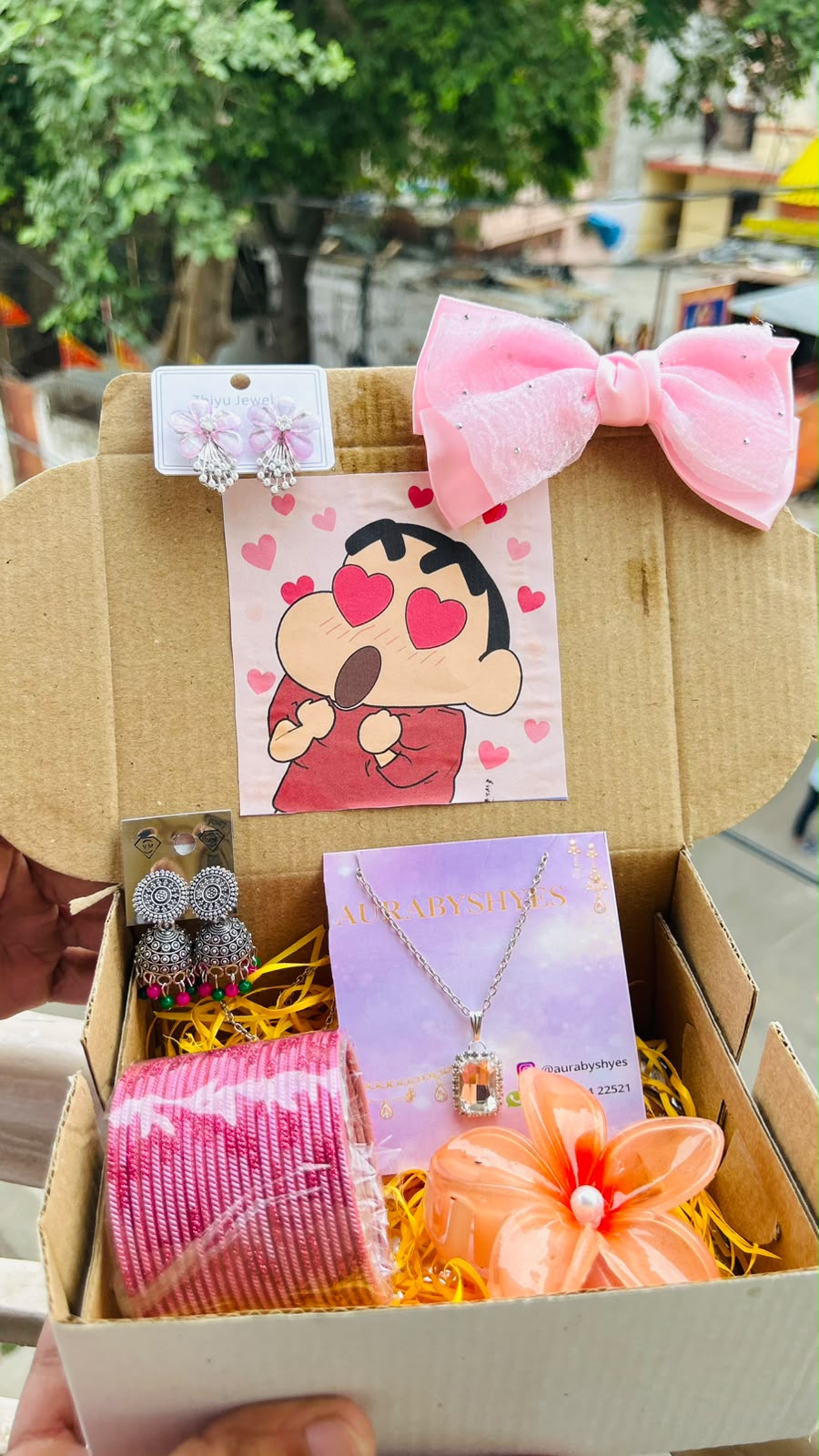 AurabyShyes Mini Shinchan Gift Hamper | Cute Gift Box for Girls | ₹199